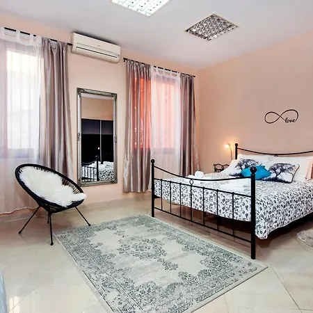 Rovinj City Apartment Apartman