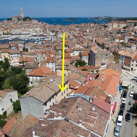 Rovinj City Apartment アパート *